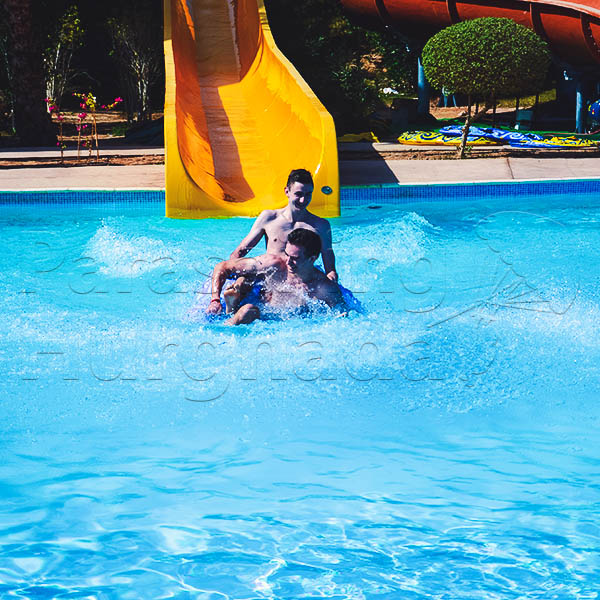 BOBOS Sahl Hashesh continental